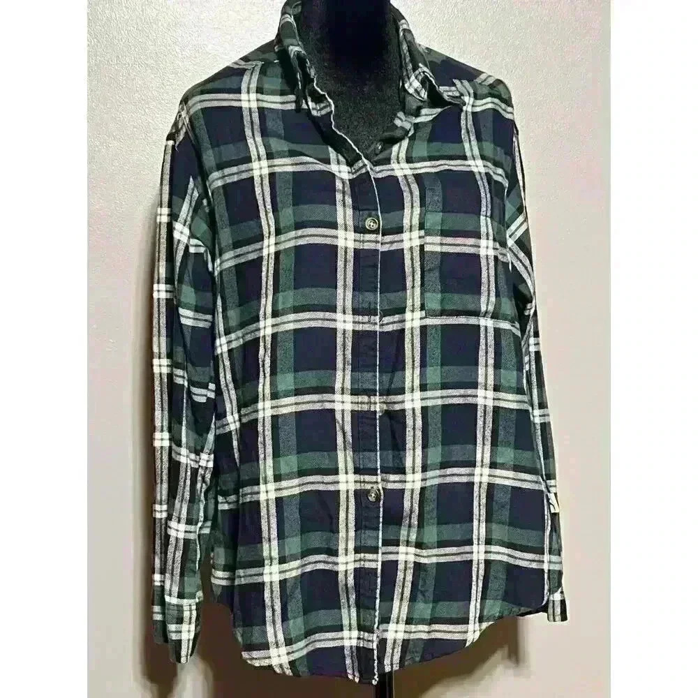 Hollister Flannel, Long Sleeve Green & Blue Size XS. Button Down